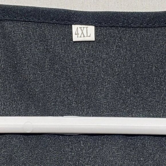 Shein Sleeveless Blouse Women's 4XL Black Flowy V-Neck Career Wear Tank Top EUC - Picture 10 of 11